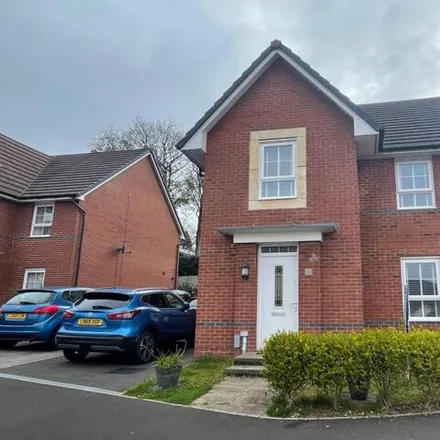 Buy this 4 bed house on unnamed road in Pontypool, NP4 8EG