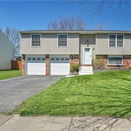 Buy this 3 bed house on 50 Tanglewood Drive in Buffalo, NY 14224