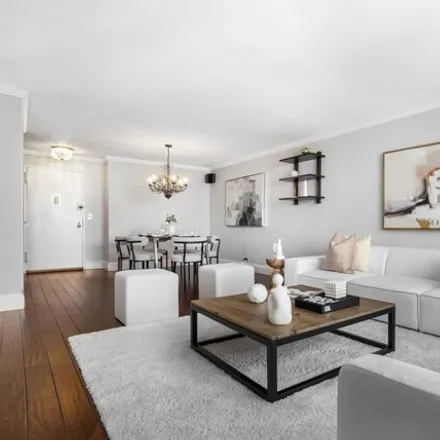Image 3 - Chesapeake House, 201 East 28th Street, New York, NY 10016, USA - Apartment for sale