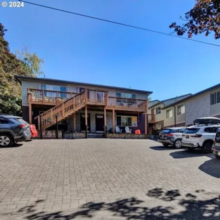 Buy this 2 bed condo on 8621 North Edison Street in Portland, OR 97203