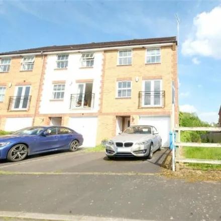 Buy this 3 bed townhouse on Kenrose Mill in Kinver, DY7 6LA