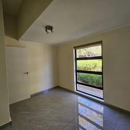 Image 4 - Jackal Creek Golf Estate, Johannesburg Ward 114, Roodepoort, 2188, South Africa - Apartment for rent