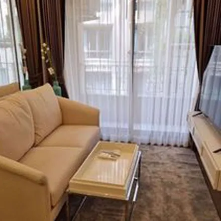 Rent this 1 bed apartment on Noble Revolve Ratchada in Ratchadaphisek Soi 6, Huai Khwang District