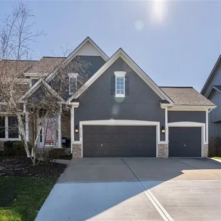 Buy this 5 bed house on 21266 Clear Creek Trail in Shawnee, KS 66218