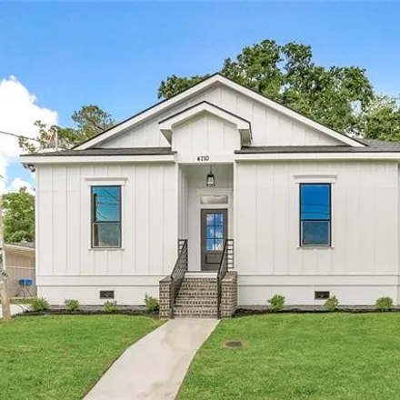 Image 2 - 10228 Airwood Street, New Orleans, LA 70127, USA - House for sale