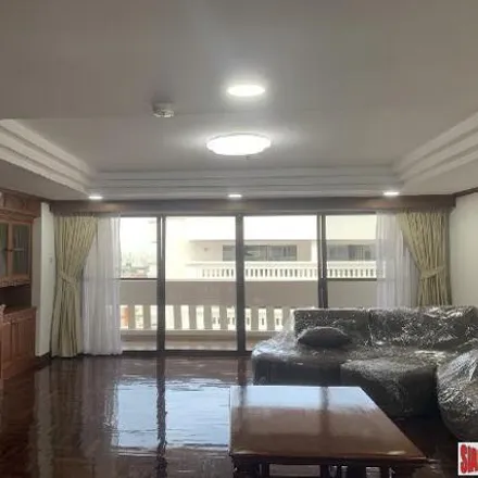 Rent this 3 bed apartment on The 49 Terrace in Soi Sukhumvit 49, Vadhana District