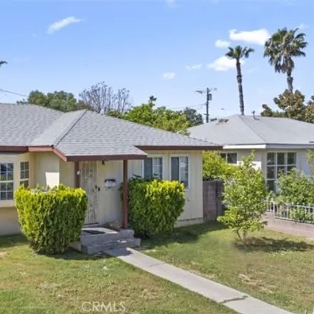 Buy this 4 bed house on Alley 90696 in Los Angeles, CA 91306