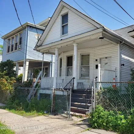 Buy this 3 bed house on 229 Gordon Street in New York, NY 10304