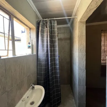 Rent this 4 bed apartment on 9633 Ugilonko Street in Johannesburg Ward 25, Soweto