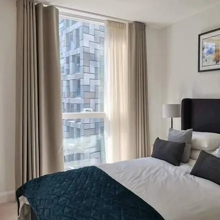 Rent this 2 bed apartment on London in E14 9YX, United Kingdom