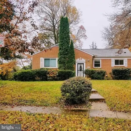 Rent this 4 bed house on 6201 Cheryl Drive in Lake Barcroft, Fairfax County