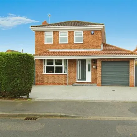 Buy this 4 bed house on Villa Close in Hemingbrough, YO8 6QA