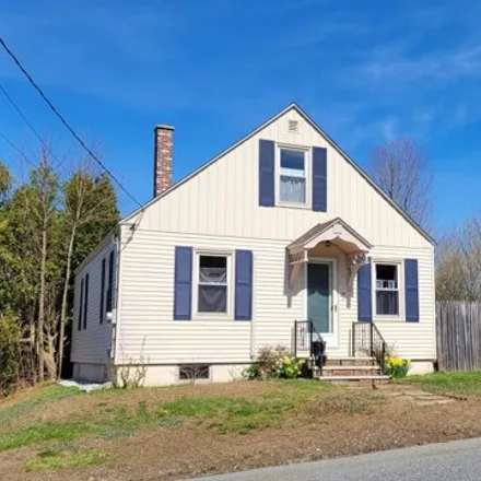 Buy this 3 bed house on 298 South Avenue in Lewiston, ME 04240