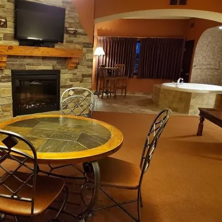 Image 6 - Chula Vista Resort, Chula Vista Parkway, Wisconsin Dells, WI 53965, USA - Condo for sale