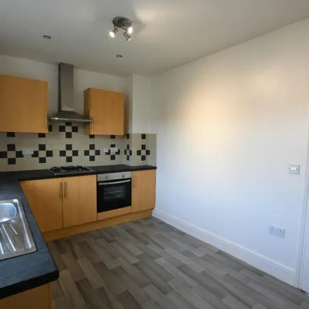 Rent this 3 bed townhouse on Godley in Sheffield Road, Newtonmoor