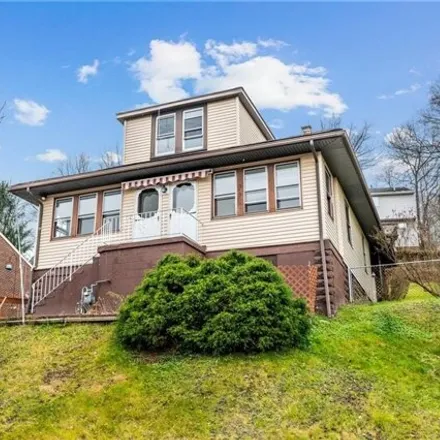Image 2 - 250 Rockwood Avenue, Forest Hills, Allegheny County, PA 15221, USA - House for sale