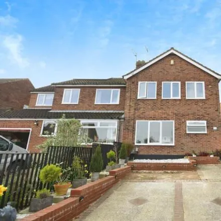 Buy this 3 bed duplex on Tylers Close in Gloucester Avenue, Chelmsford