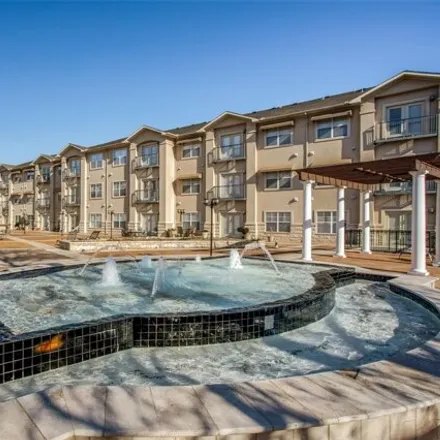 Buy this 1 bed condo on 3102 Kings Rd Apt 2207 in Dallas, Texas