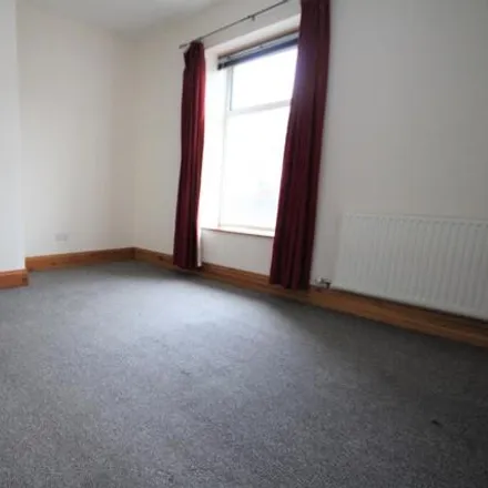 Image 7 - Greenfield Street, Darwen, BB3 2HH, United Kingdom - Townhouse for rent