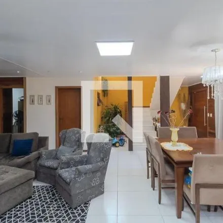 Rent this 4 bed house on Rua Guarujá in São José, Canoas - RS