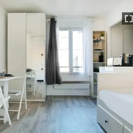 Rent this studio apartment on 36 Rue de Cîteaux in 75012 Paris, France