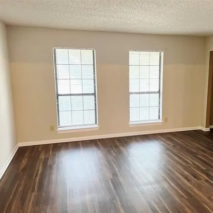 Image 3 - 2063 Longmeadow Court, Denton, TX 76209, USA - House for rent