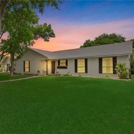 Buy this 3 bed house on 2100 Buckskin Trail in Temple, TX 76502