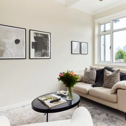 Rent this 3 bed apartment on 151 Oakhill Road in London, SW18 1NP