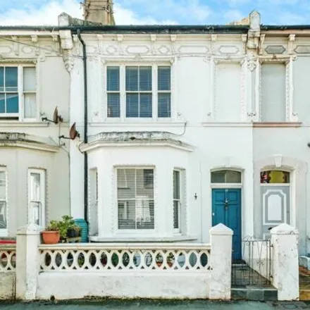 Buy this 3 bed townhouse on Tito's Tapas in Graham Road, Worthing