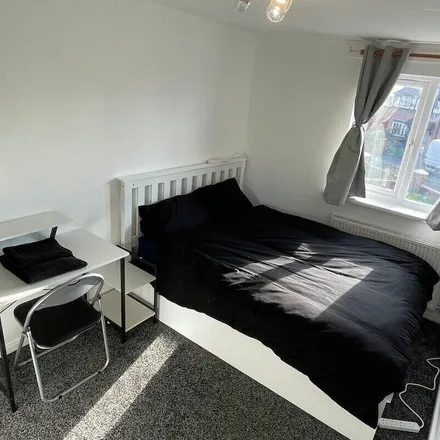 Image 1 - Manchester, M11 3TR, United Kingdom - House for rent