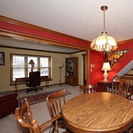 Image 7 - 6860 South Tumblecreek Drive, Franklin, WI 53132, USA - House for sale