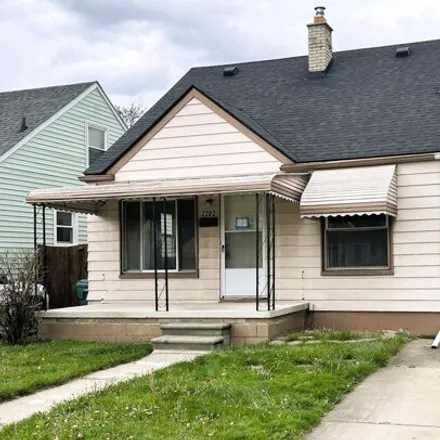 Buy this 3 bed house on 2272 Progress Avenue in Lincoln Park, MI 48146