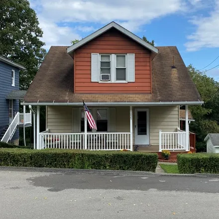 Buy this 3 bed house on 1023 Central Avenue in Cranberry Township, Venango County