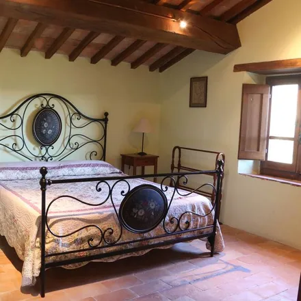Rent this 5 bed house on Sansepolcro in Arezzo, Italy