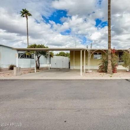 Buy this studio apartment on North Vista Grande in Maricopa County, AZ 85208