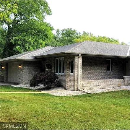 Rent this 5 bed house on 5023 Vine Hill Road in Deephaven, Hennepin County