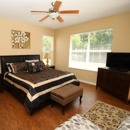 Rent this 6 bed house on Kissimmee