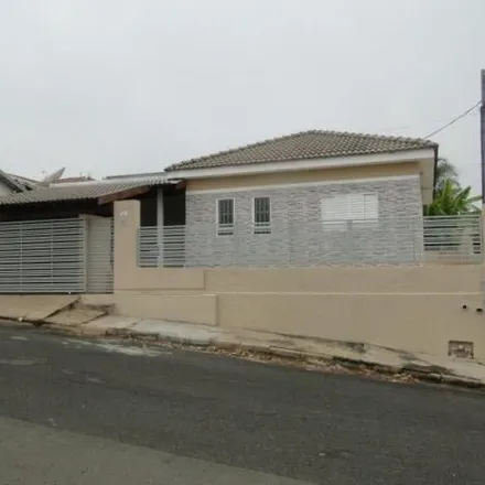 Rent this 3 bed house on Rua Hans Klotz in Osvaldo Cruz, Osvaldo Cruz - SP