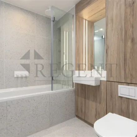 Image 4 - 27 Fournier Street, Spitalfields, London, E1 6PR, United Kingdom - Apartment for rent