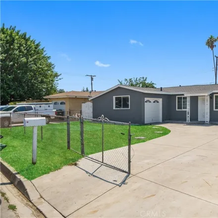 Image 2 - 6023 Traymore Avenue, Los Angeles County, CA 91702, USA - House for sale