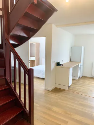 Rent this 4 bed apartment on 30 Rue Jules Vallès in 91000 Évry, France