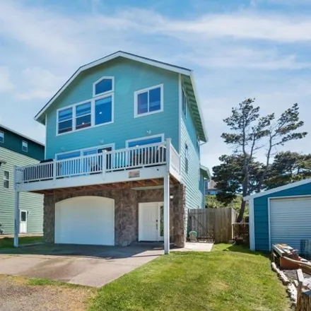 Buy this 3 bed house on 1668 Northwest 38th Street in Lincoln City, OR 97367