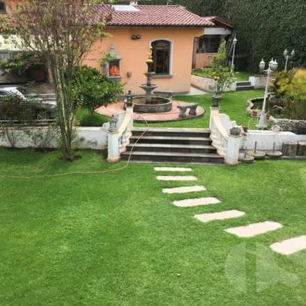 Buy this 4 bed house on Quito Tennis y Golf Club El Condado in Gonzalo Cordero, 170134