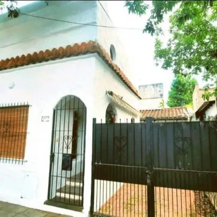 Buy this 3 bed house on Avenida del Libertador 512 in Partido de San Fernando, B1646 DBS San Fernando