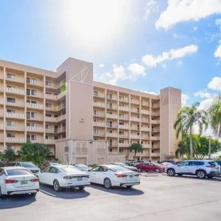 Rent this 2 bed condo on Jog Road in Villages of Oriole, Palm Beach County