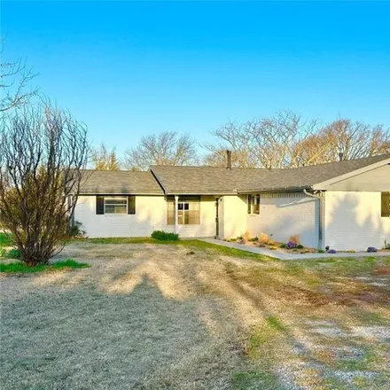 Buy this 3 bed house on 95 Frosty Acres in Bethel Acres, Pottawatomie County