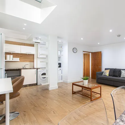 Rent this 1 bed apartment on Laoma in 135 King's Cross Road, London