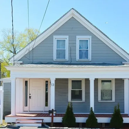 Buy this 3 bed house on 13 Plain Street in Taunton, MA 02780