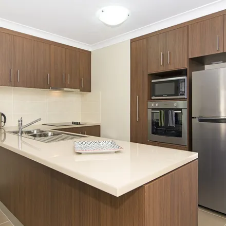 Image 3 - Long Street, South Toowoomba QLD 4250, Australia - Apartment for rent