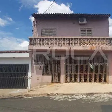 Buy this 3 bed house on Rua Elias Pozzi in Residencial Américo Alves Margarido, São Carlos - SP